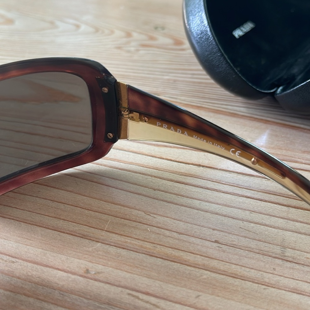 Prada Vintage Sunglasses SPR 01H 2 AU-5G1 - Picture 8 of 8